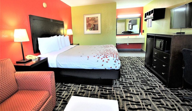 Travel Inn in Eutaw