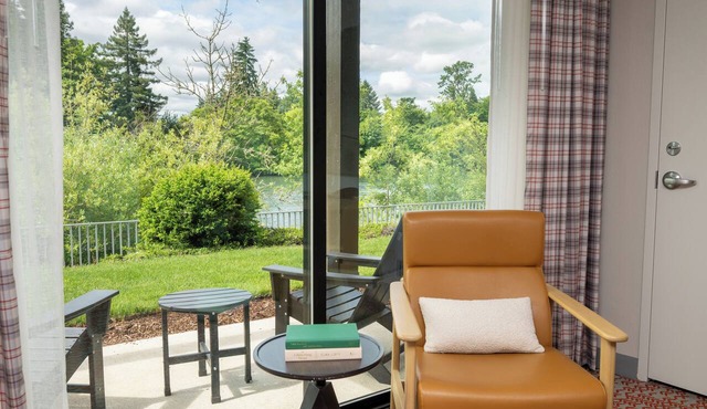 Valley River Inn in Eugene