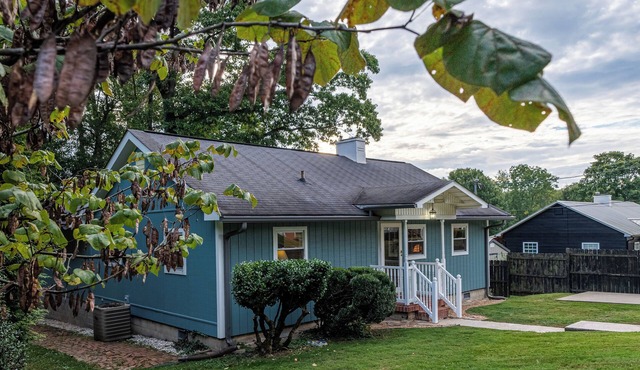 Vintage Charm in the New River Gorge