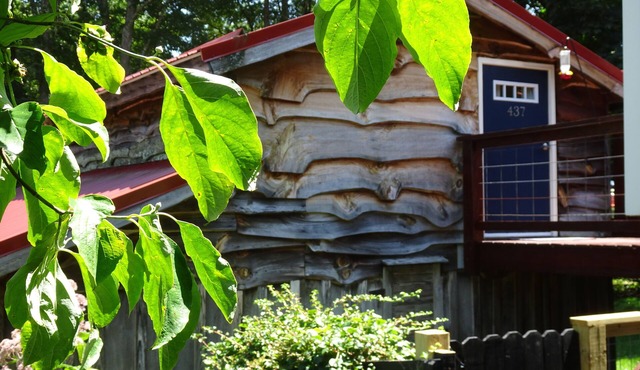 Vogelsang guesthouse, 5 minute walk to downtown West Jefferson.