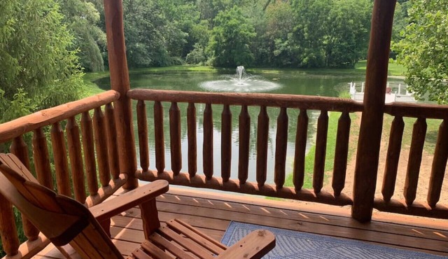 Waterview Lodge Suite in Ohio's Amish Country