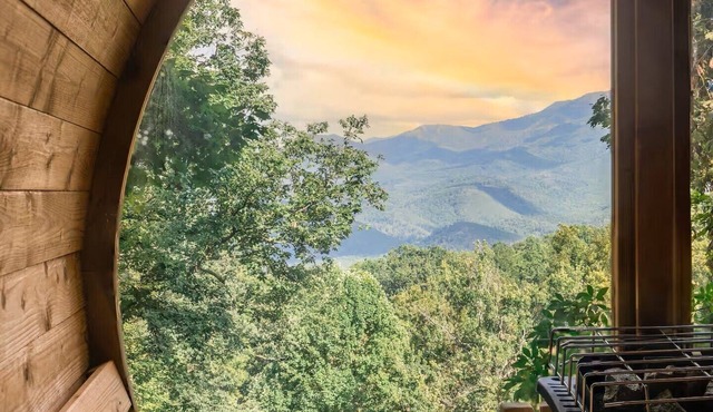 Wellness Mountain Retreat-WOW Views w/Hot Tub & Fire Pit! Sauna- 5 min to Pools