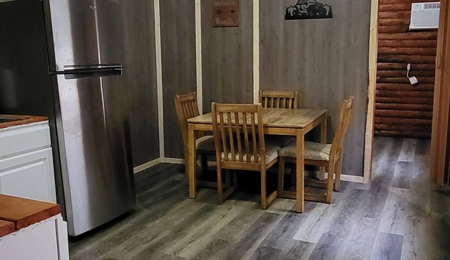 Whiskey Ridge Cabin -East Bernstadt 7min from Wildcat ATV Park on SXS.