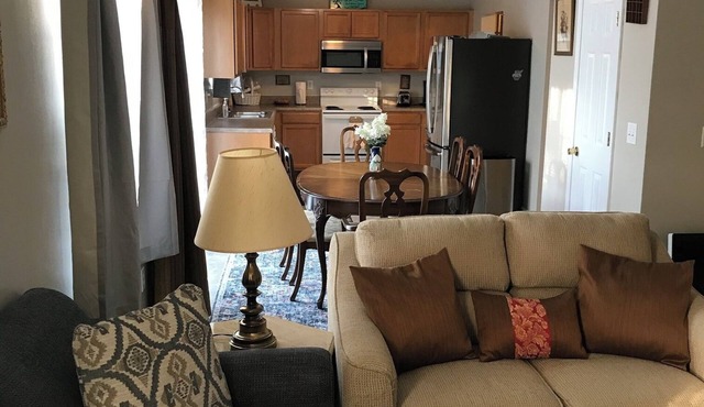 WHITE KNOLL BUNGALOW in Lexington