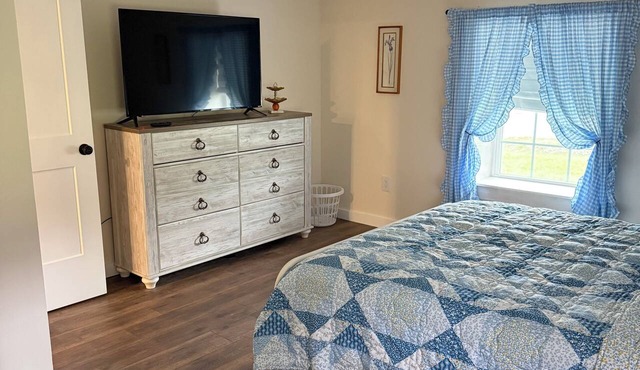 Yellow Nest and adorable 1 bedroom apartment close to Cumberland Falls and Lake in Corbin