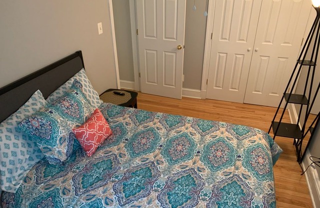 Comfortable and Cozy Townhouse in Philadelphia (Manayunk) in Philadelphia