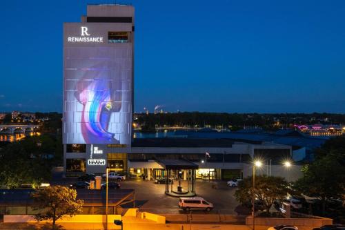 Renaissance Toledo Downtown Hotel 