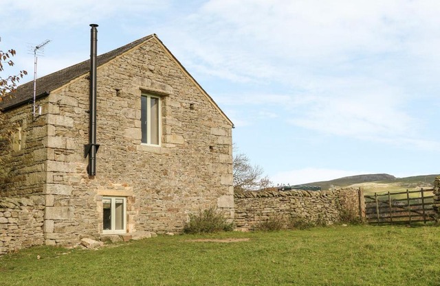 Rushton Barn Settle 