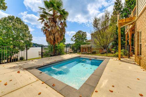 Sherrills Ford House | 290 m² House ∙ 5 bedrooms ∙ 10 guests