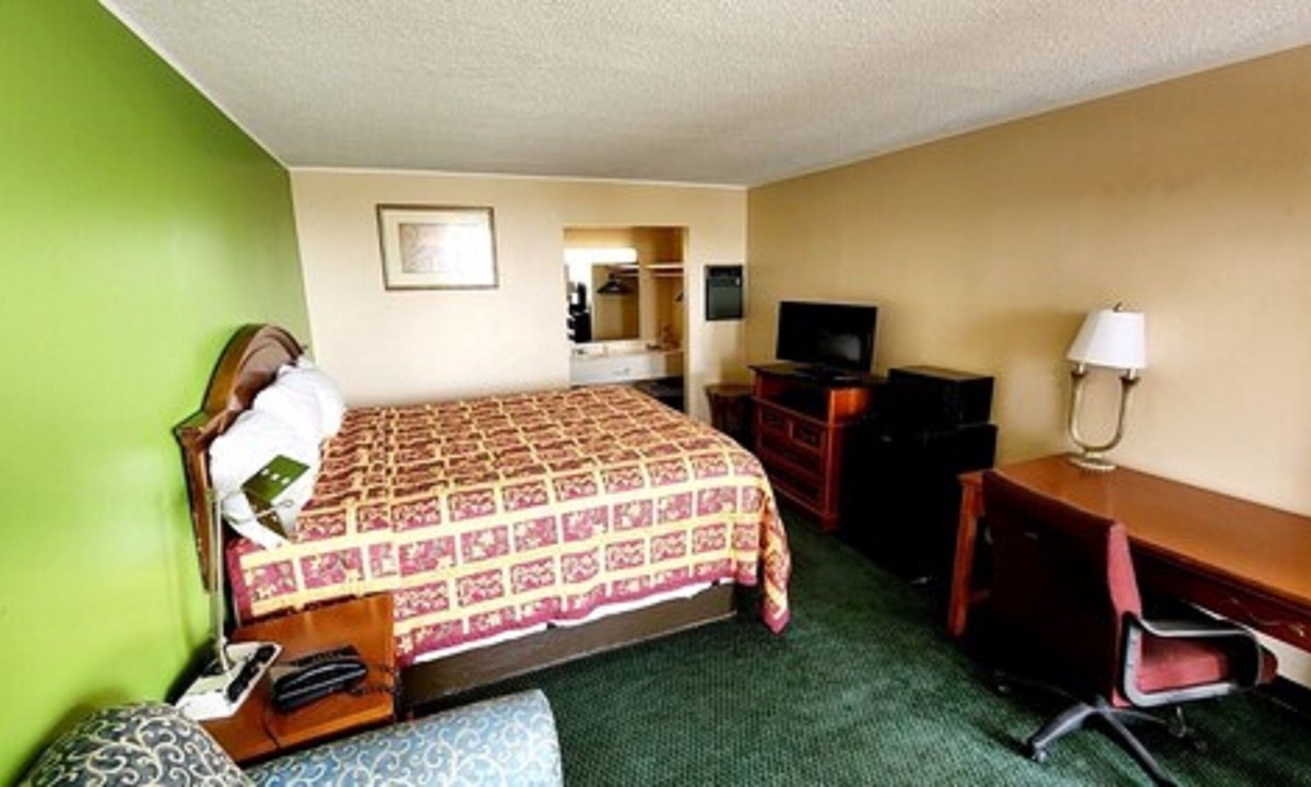 Osceola Hotel | Roadside Inn