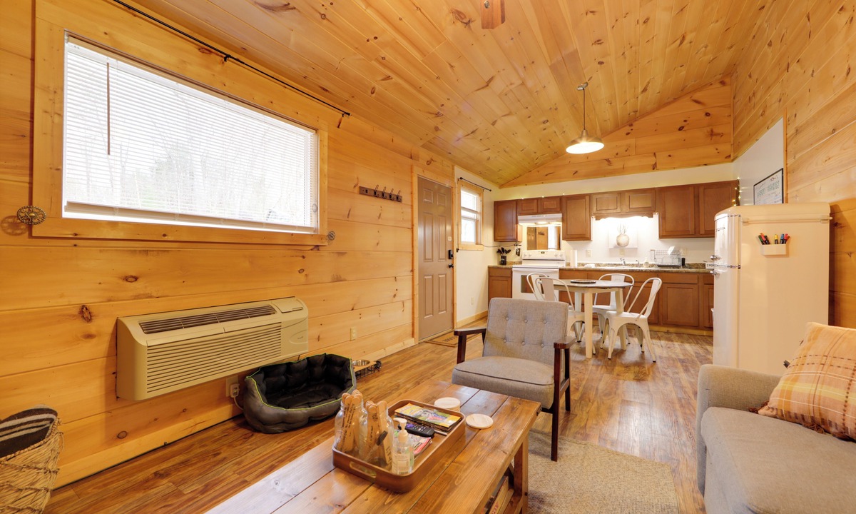 Cosby Cottage | 2 Pet-friendly Units w/Decks & Fire Pit in Cosby