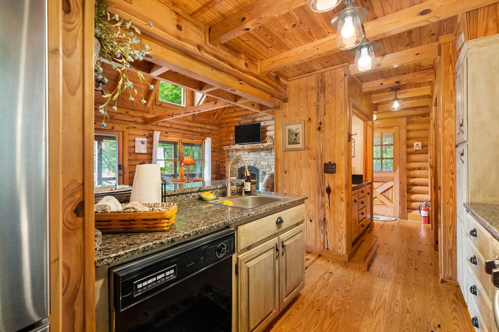 Stecoah Cabin | Mountain top cabin with amazing views.