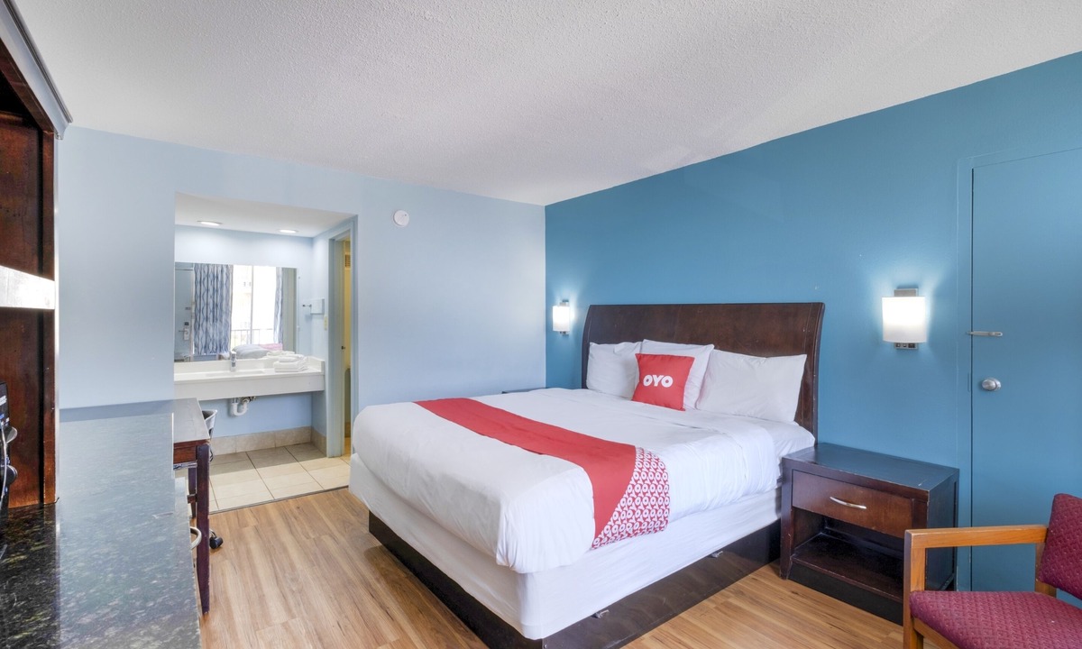 Cleveland Hotel | OYO Hotel Cleveland, TN