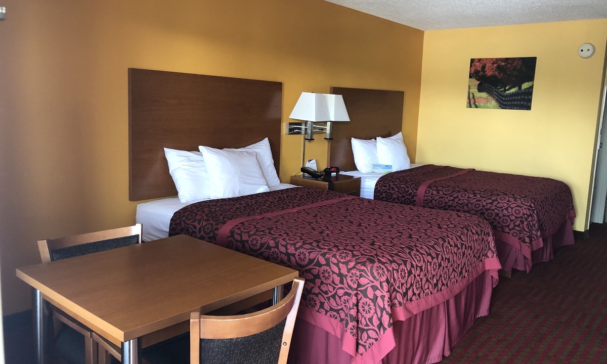 Franklin Hotel | Days Inn by Wyndham Franklin