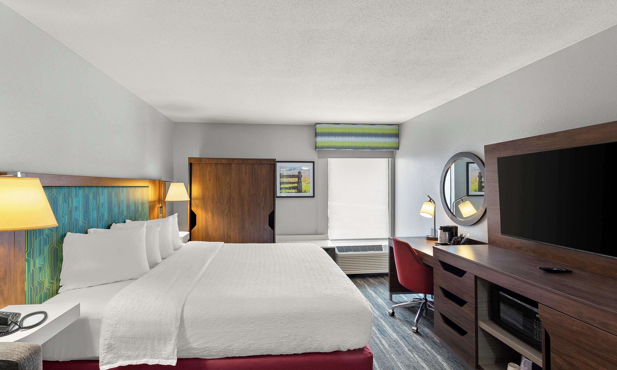 Bridgeport Hotel | Hampton Inn Bridgeport/Clarksburg