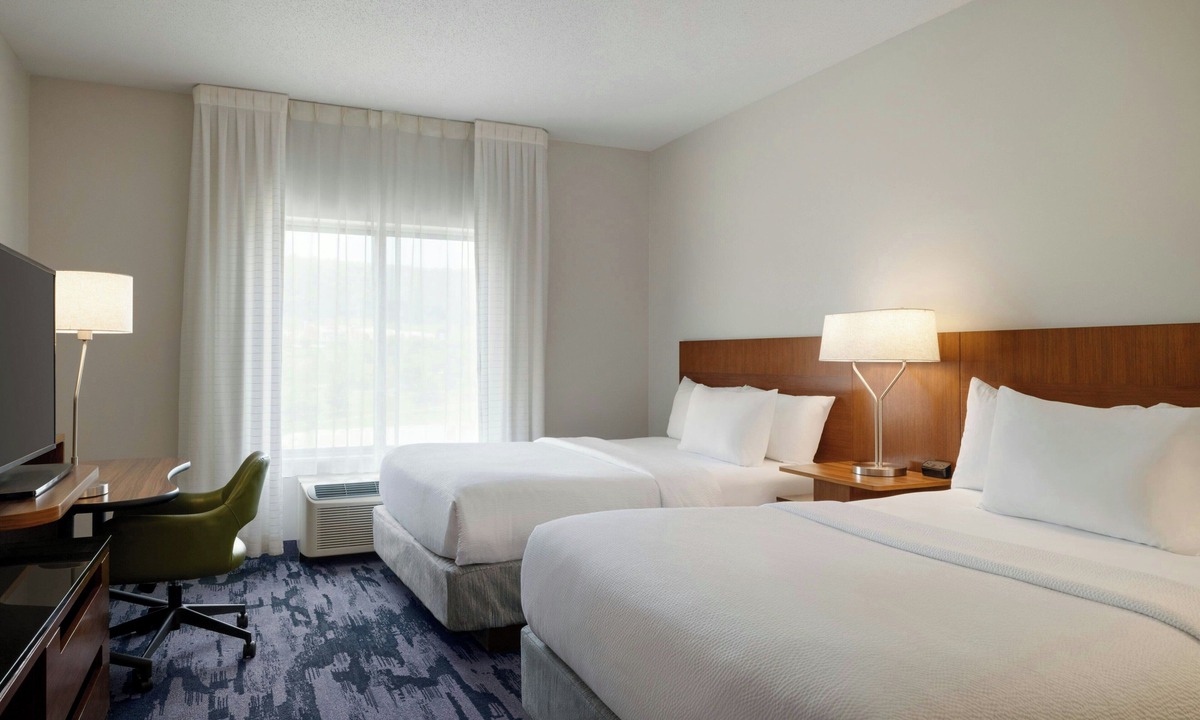 Bristol Hotel | Fairfield Inn & Suites Bristol