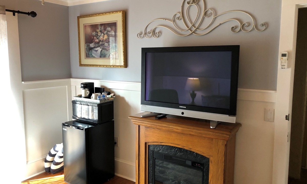 Chimney Rock Bed & Breakfast | Broad River Inn