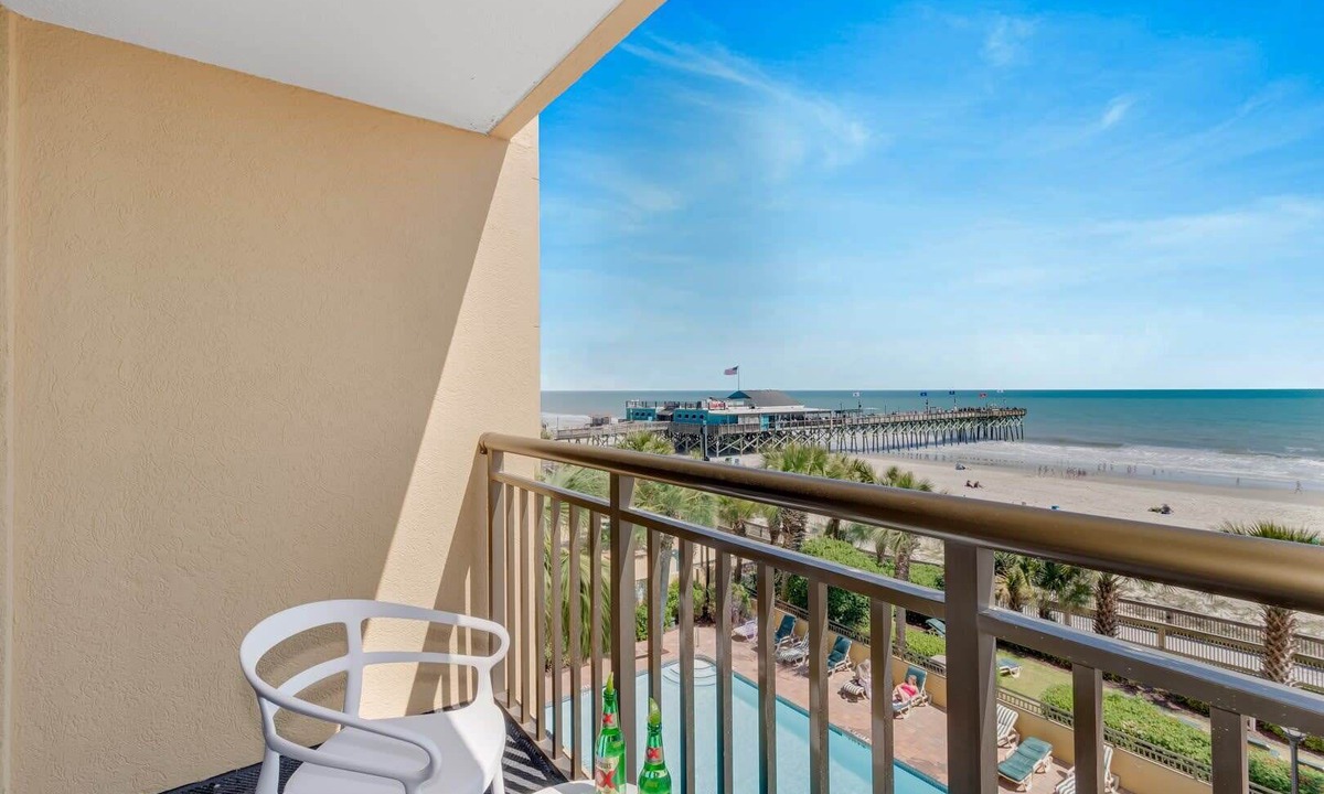 Downtown Myrtle Beach Condo | Surf Pavilion by StayMareni - Neon 2 Queen Beds Suite