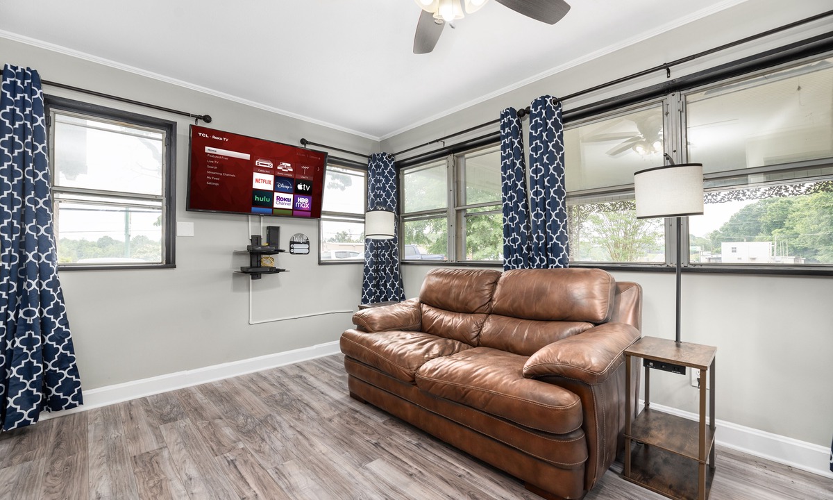 Statesville Apartment | Magnolia Apt 618 — King suite w/quality amenities, comfort & convenience