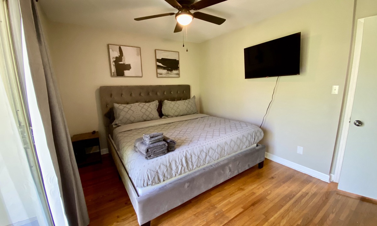 Gastonia Apartment | Modern Townhome w/Balcony Walk to FUSE Stadium