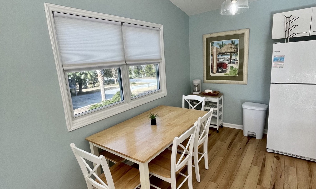Emerald Isle House | Middle of the Row Duplex, Quiet, and Cozy, 3 bed/2 bath