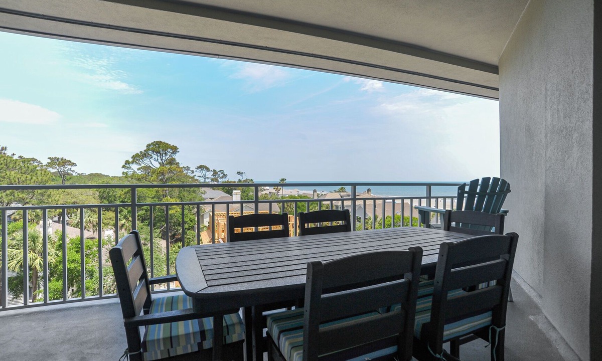 North Forest Beach Condo | Sea Crest 2509 - Beautiful 5th Floor Condo with Breathtaking Ocean Views!