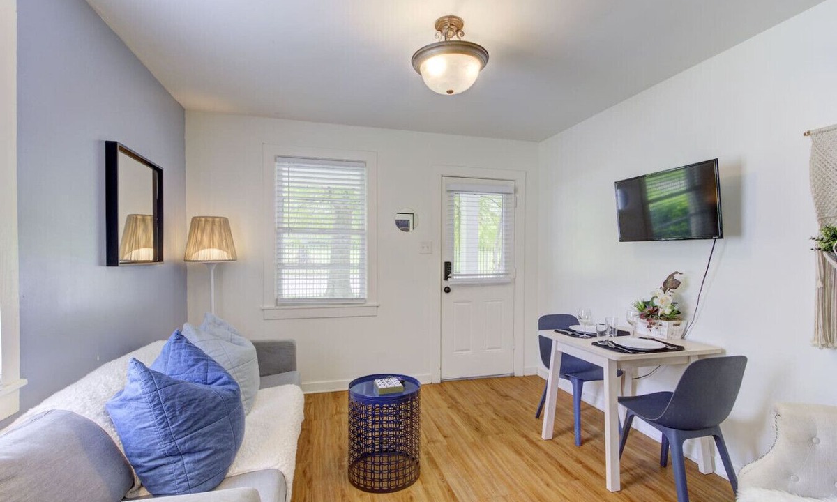 Midtown Apartment | Gated Community | 10 Min to Downtown & Nightlife