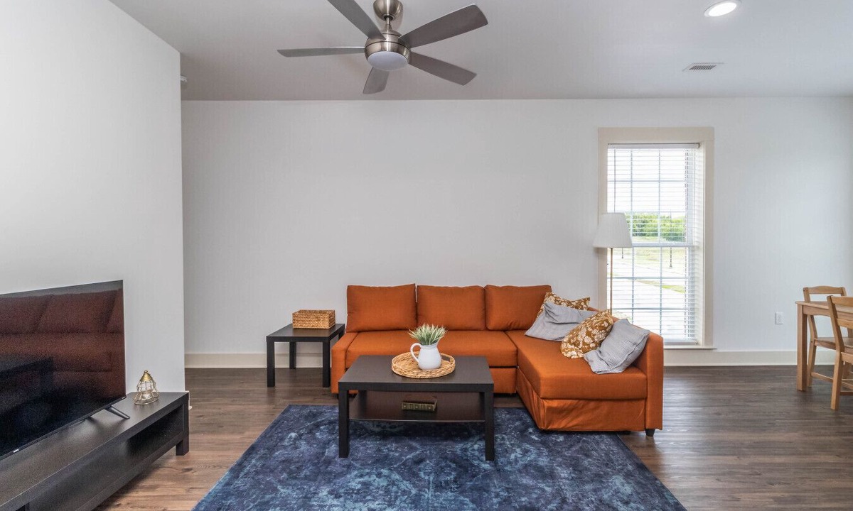 Alcoa Apartment | The Spring Brook Lofts
