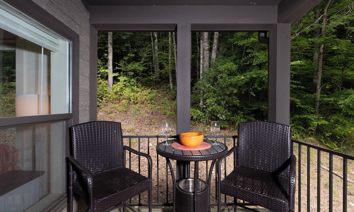 Robbinsville Cottage | High Hollow Cottage: Modern Tiny Home with Hot Tub and Fire Pit