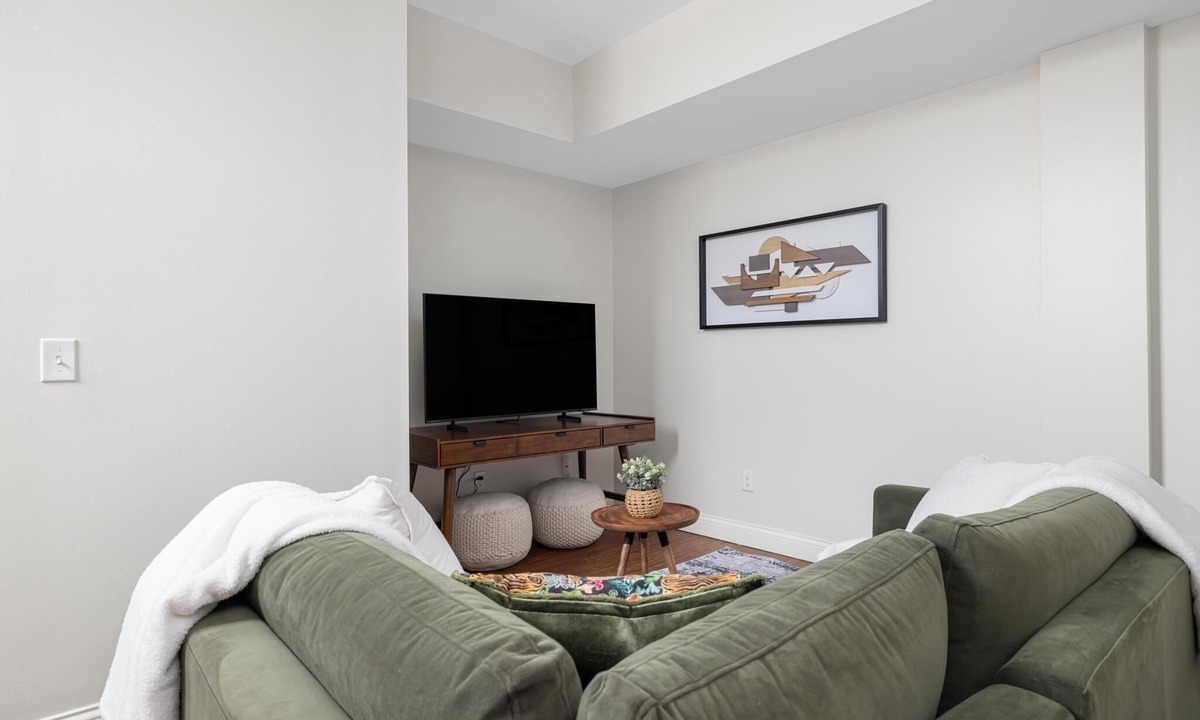 Johnson City Apartment | Charming 1-bedroom apartment in welcoming Johnson City with AC