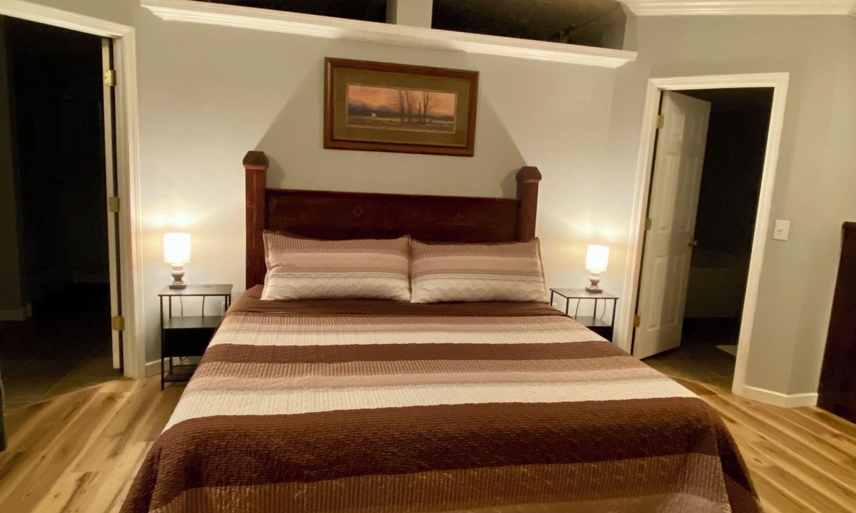 Kodak House | Overlook Nook, 3-bedroom house in charming Kodak