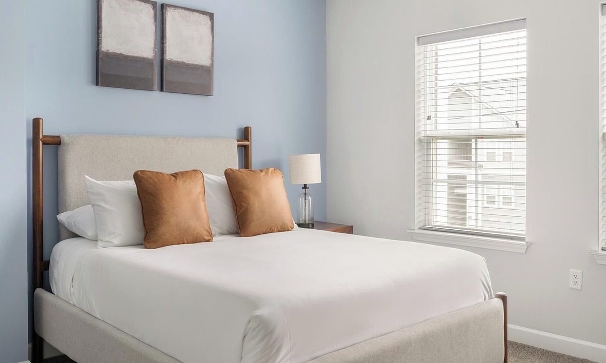 Ooltewah Apartment | Landing | Stylish 2BD, Clubhouse, Pool