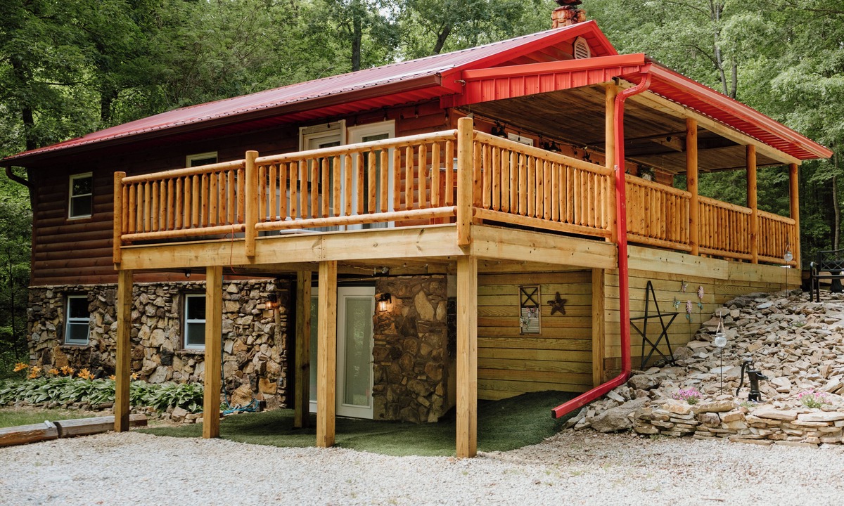 Shoals Cabin | Lovely 4-bedroom cabin with AC in pleasant Shoals
