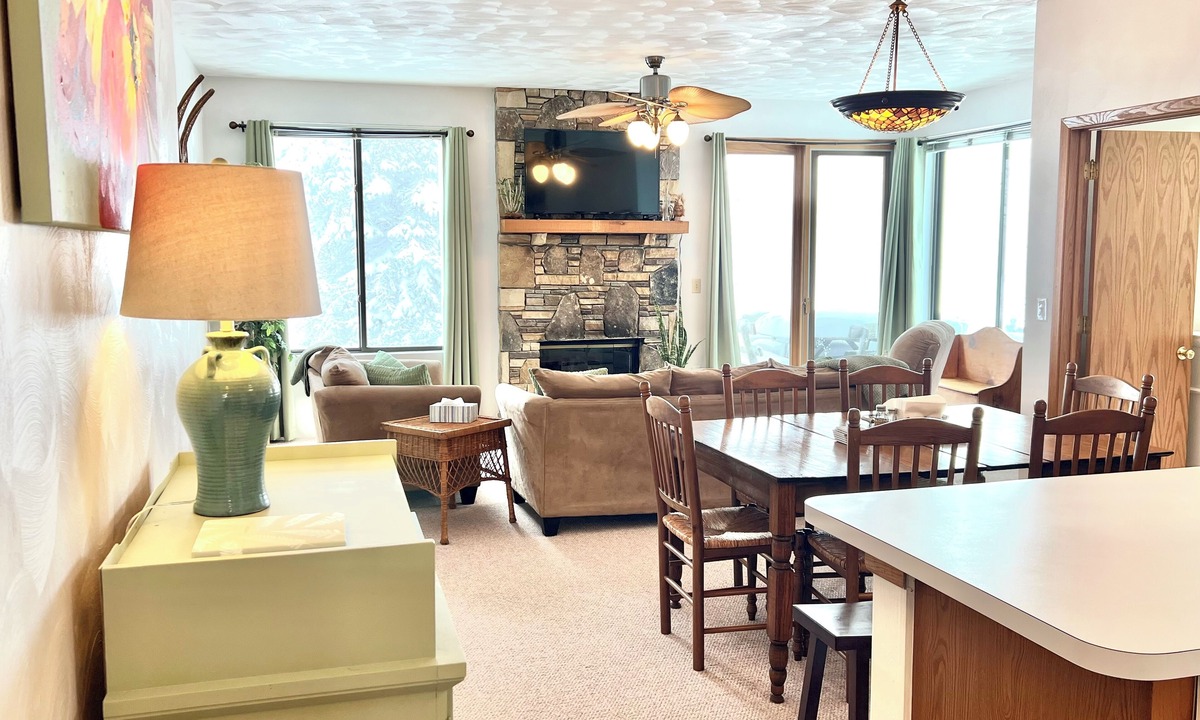 Hidden Valley Condo | NEW! 1st Floor TRUE Ski In/Ski Out 3BR/3BA w A/C, Close to Hiking, Pools & Golf