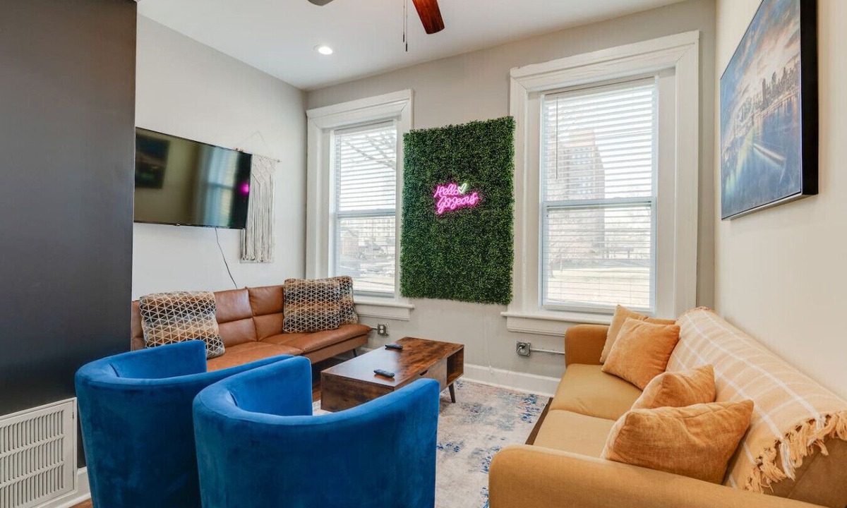 West End Apartment | Vacation stay walkable to Vanderbilt, bars and dining