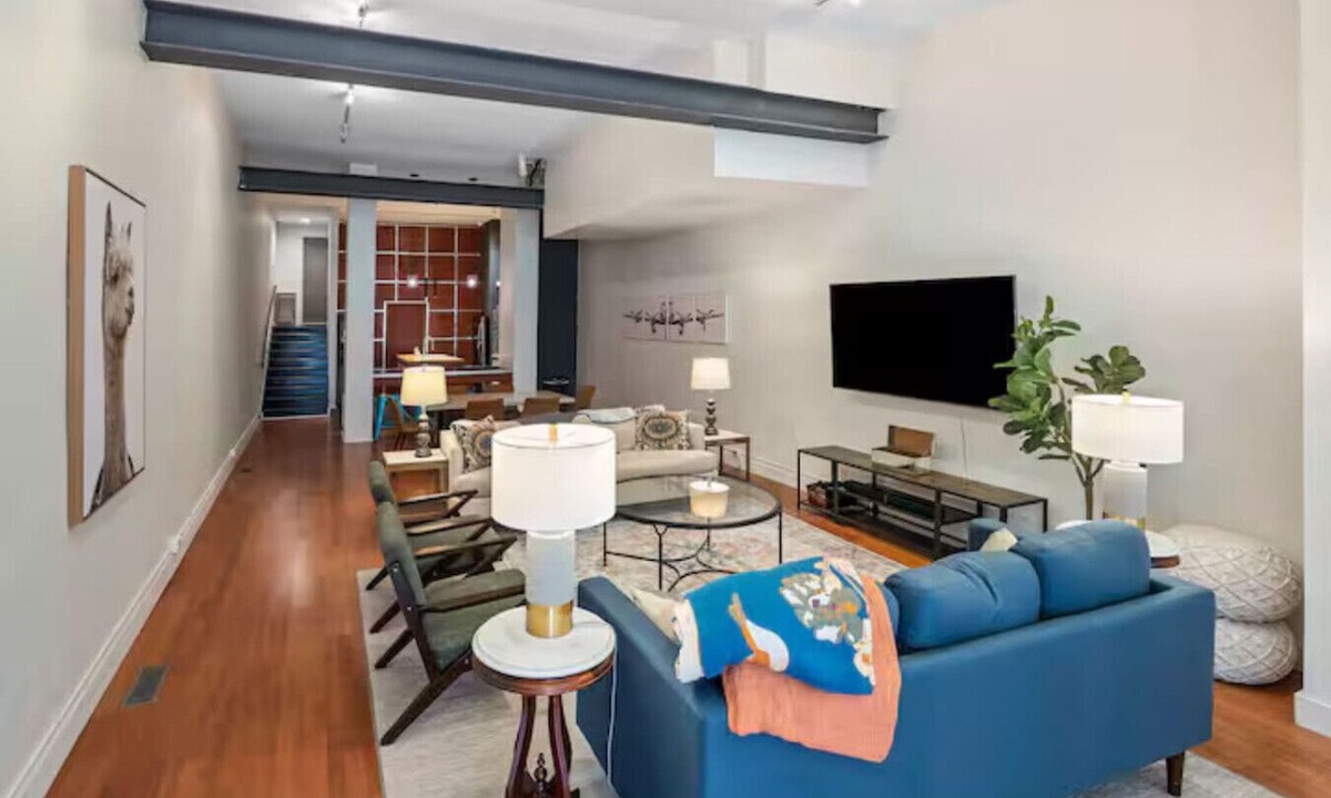 Downtown Knoxville Condo | 2 Min to Market Square & Gay St - 5 min to Neyland