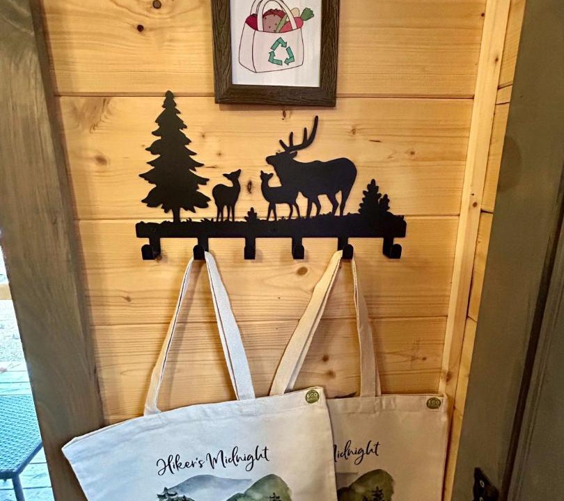 Primrose House | Hikers Midnight - Quiet RRG Cabin - WiFi -Perfect Location - ECO Friendly