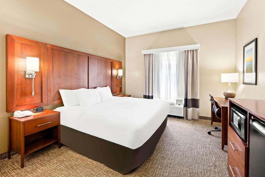 Abingdon Hotel | Comfort Suites Abingdon I-81