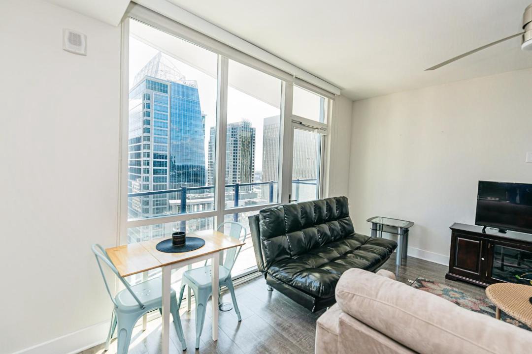 Charlotte Center City Apartment | Corporate Uptown Furnished Apartments
