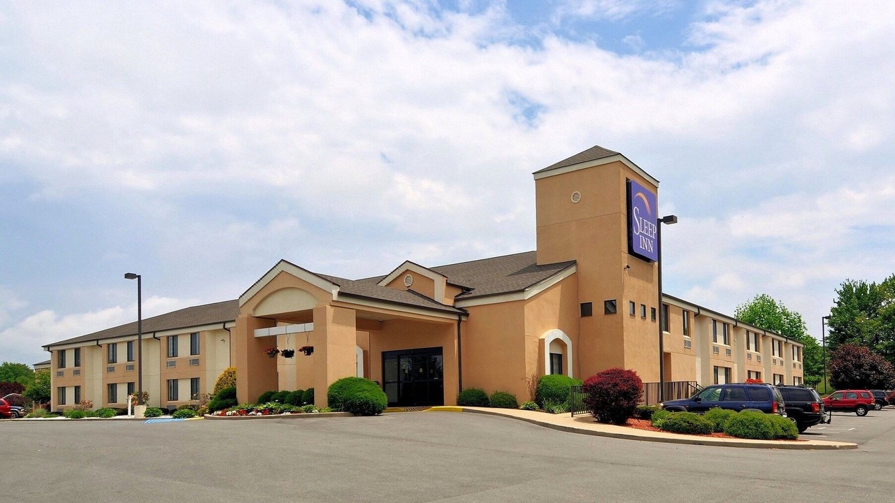 Photo of Buildings in Blue Jay