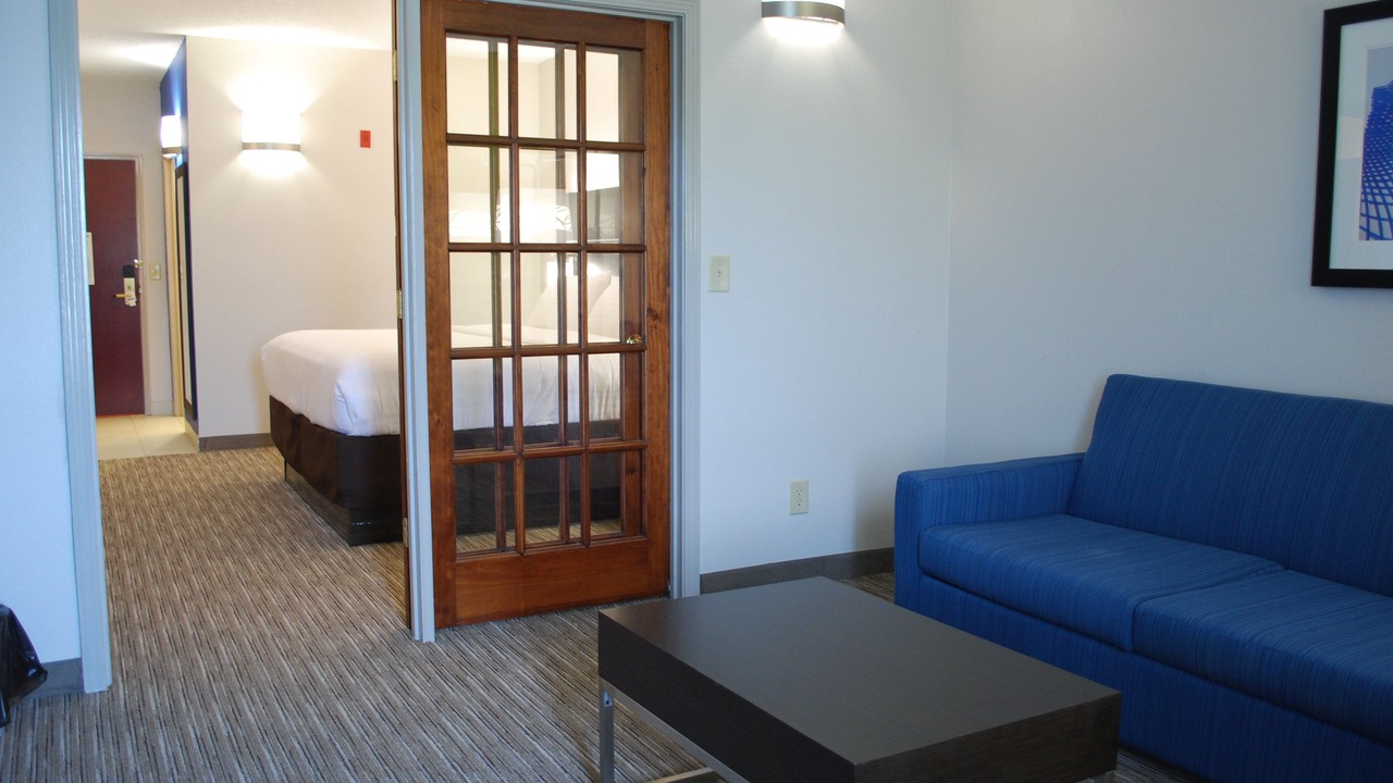 Photo of Livingroom in Kingsport