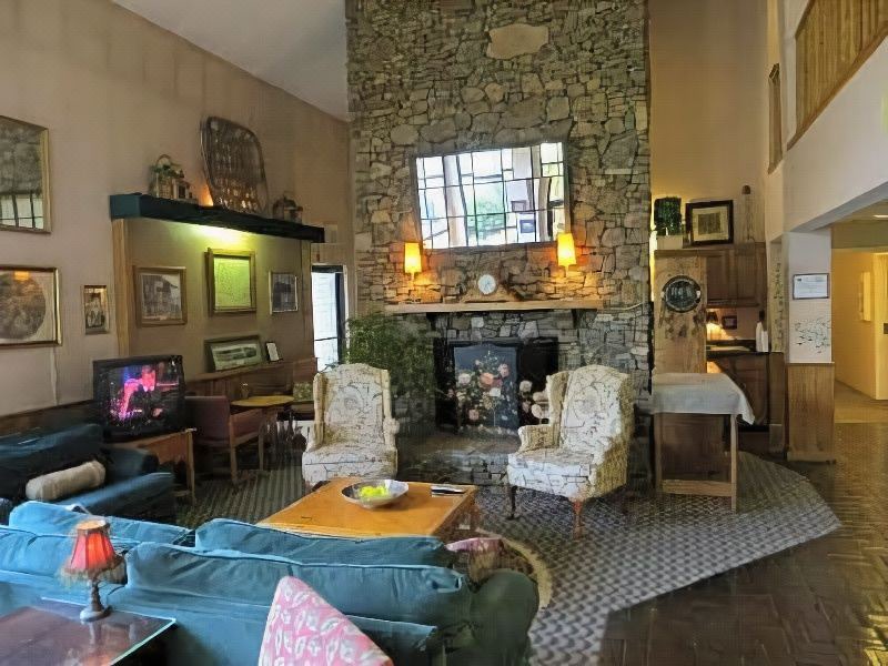 Photo of Livingroom in Mountain City