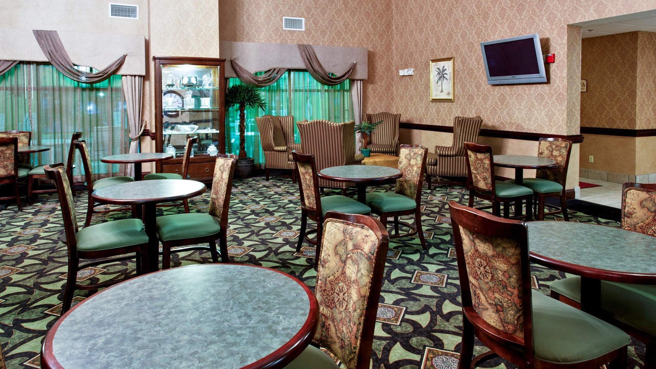 Photo of Livingroom in Kingsport