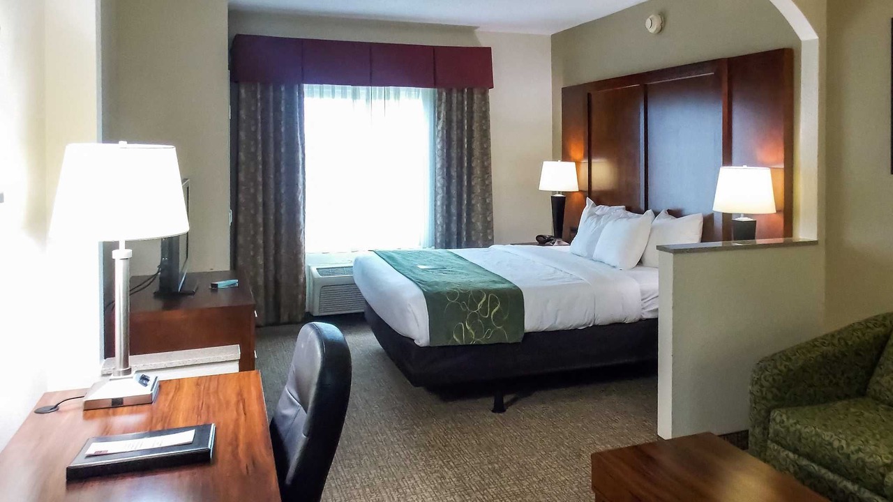Photo of Bedroom in Salem