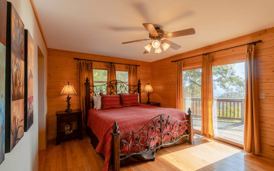 Photo of Bedroom in Bryson City