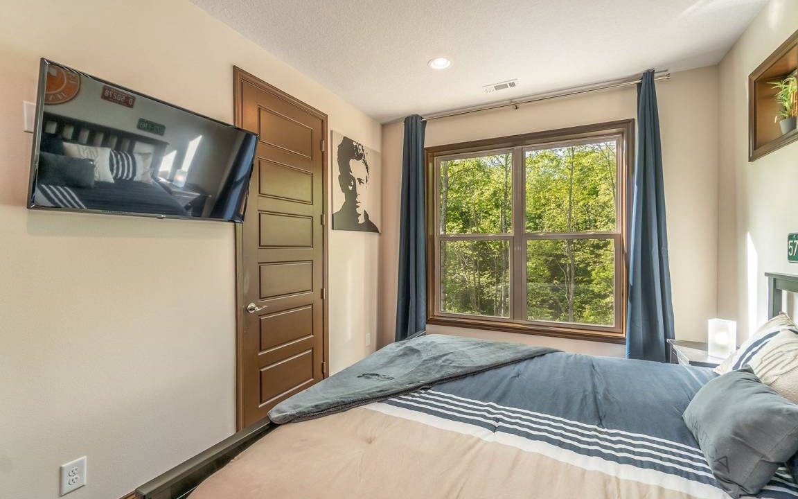 Photo of Bedroom in Bryson City