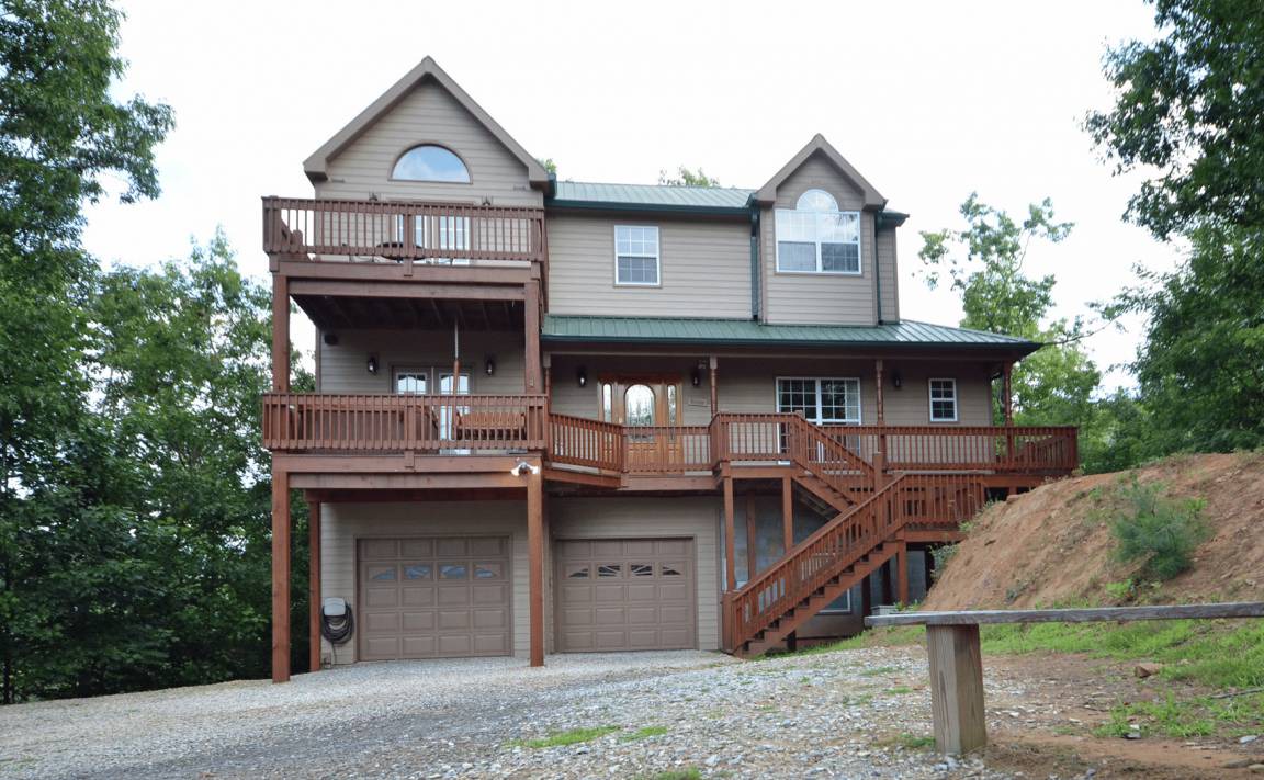 Photo of Buildings in Robbinsville