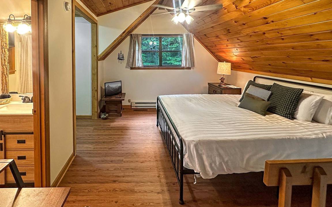 Photo of Bedroom in Robbinsville