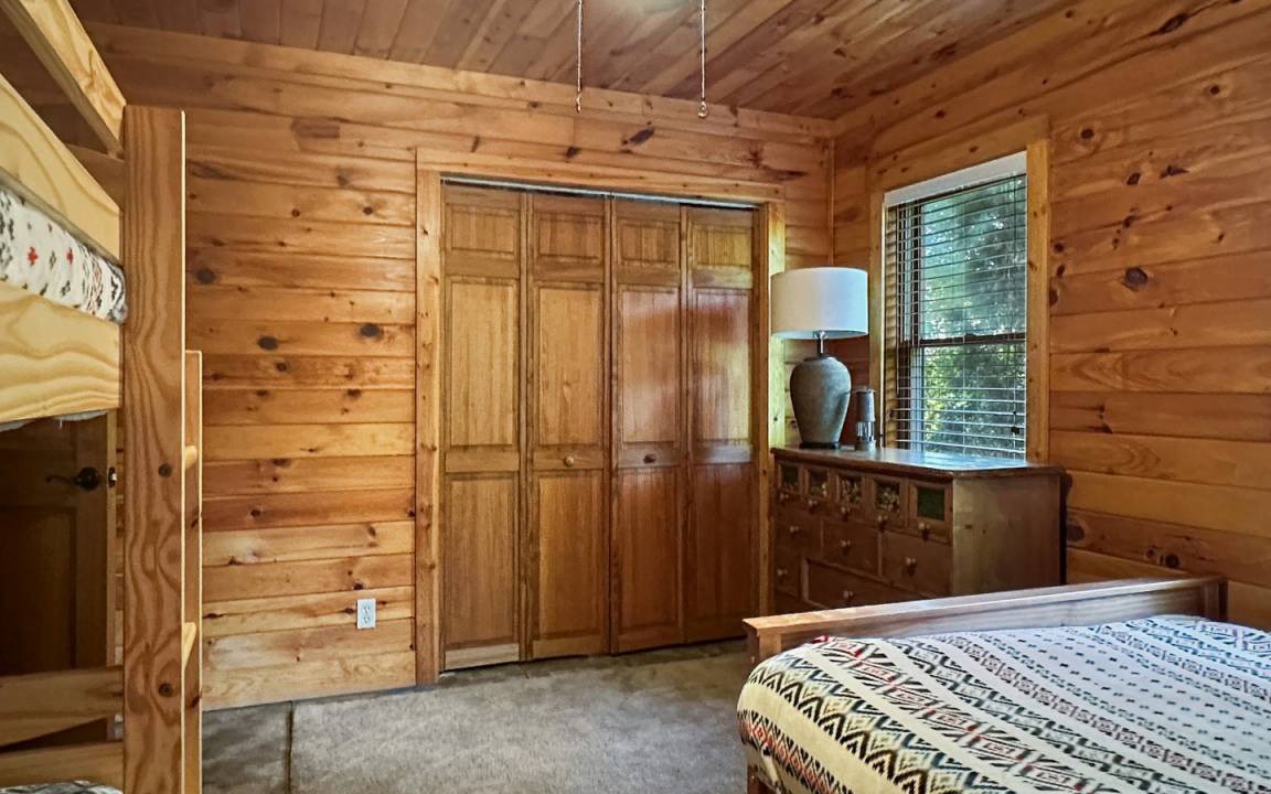 Photo of Bedroom in Bryson City