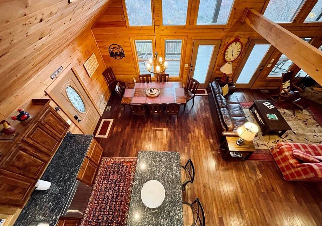Photo of Livingroom in Bryson City